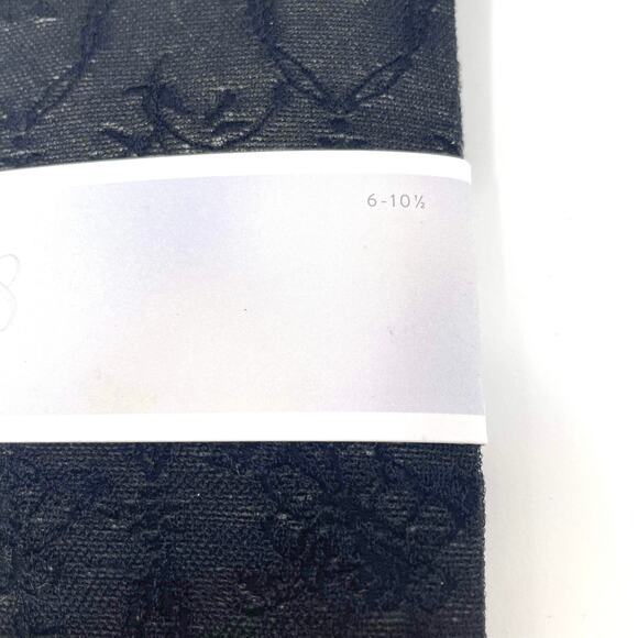 00s CHELSEA 28 NORDSTROM Vintage Black Floral Mesh Socks - Picture 5 of 6